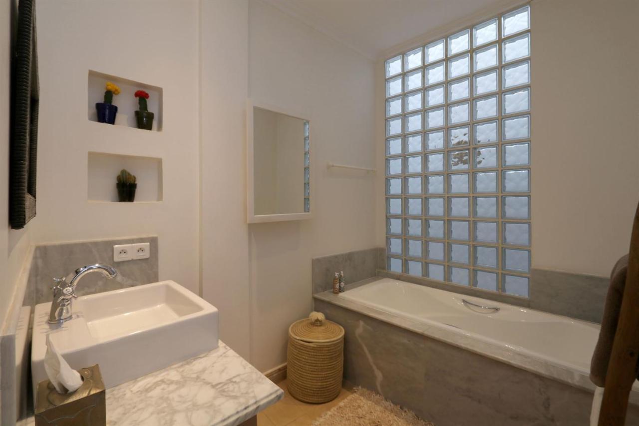 Riad Dar Safi - Privatise Pour 6/8 Pers. - Jacuzzi Marakeş Dış mekan fotoğraf