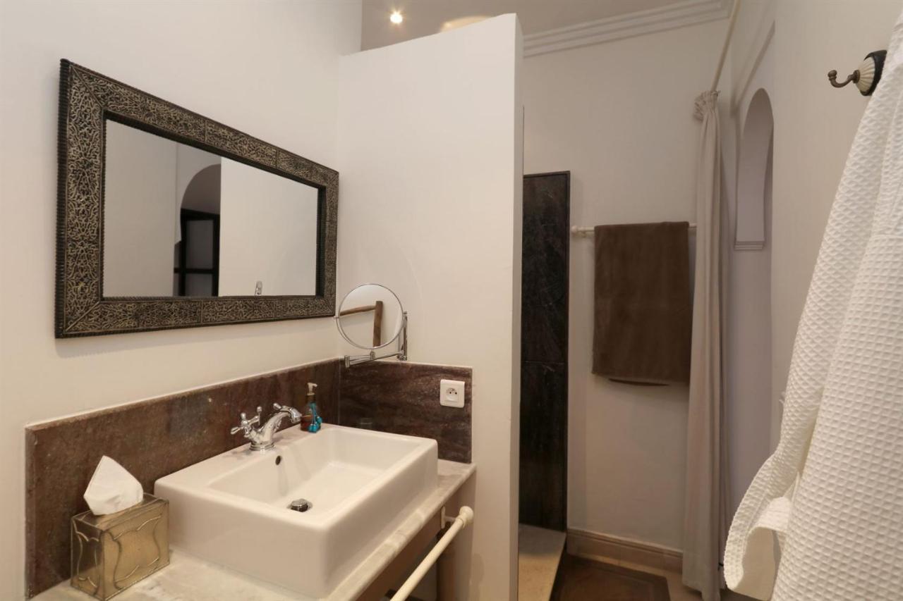 Riad Dar Safi - Privatise Pour 6/8 Pers. - Jacuzzi Marakeş Dış mekan fotoğraf